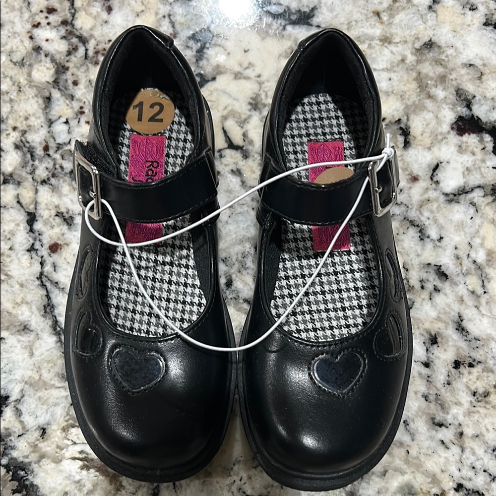 Rachel Shoes Sz12 Black Kids Shoes with Heart Design